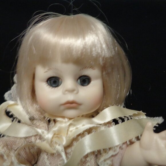 OLD FASHIONED BABY DOLL BY LOUIS NICHOLE - Picture 12 of 14